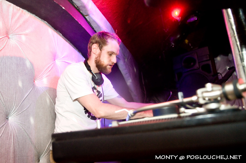 MINIMAL PEOPLE  - Sobota 13. 10. 2012